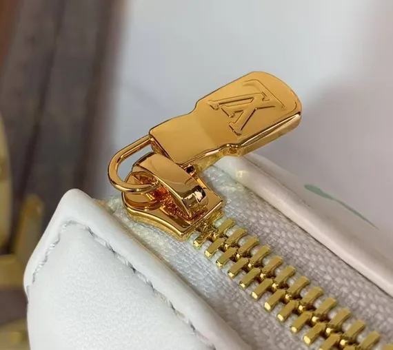 Сумка LOUIS VUITTON х TM Coussin PM