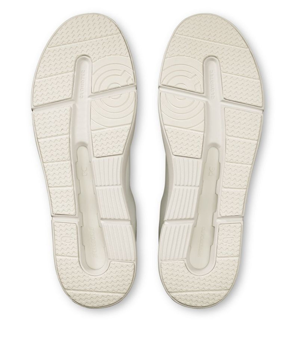 Женские кроссовки On The Roger Advantage - white/white