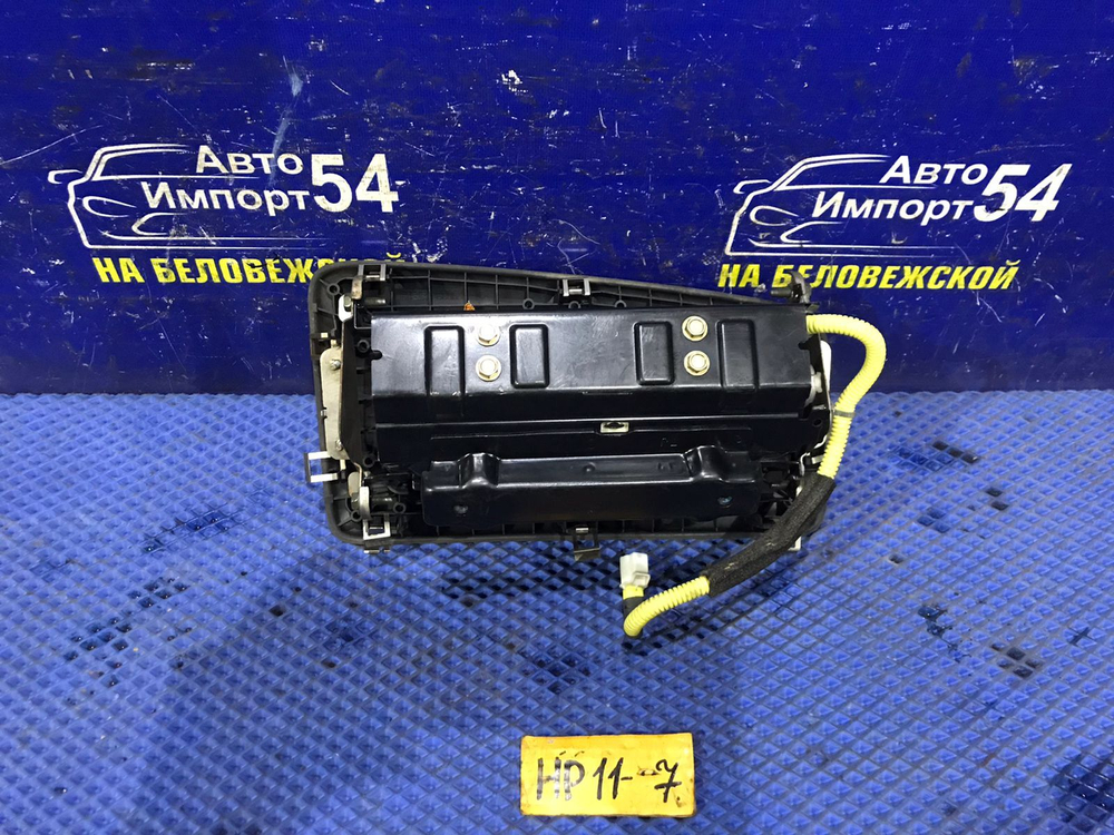 Подушка безопасности пассажирская NISSAN PRIMERA 1998