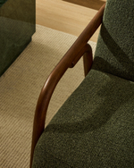 Кресло Sylo из темно-зеленого шенилла и ясеня с отделкой цвета орех