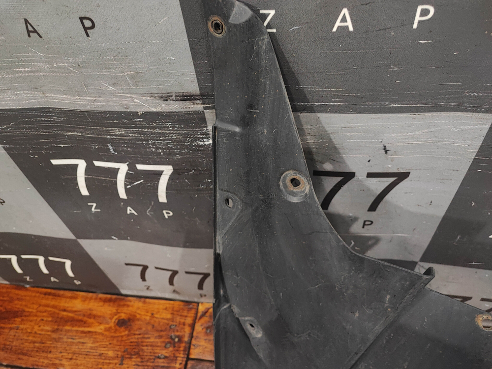 Брызговик задний правый Toyota Land Cruiser Prado 150 09-нв Б/У Оригинал 7662560210