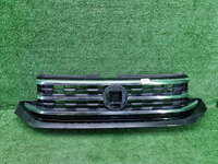 Решетка радиатора VW Teramont (2021-2023)