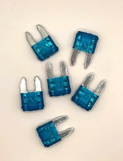 Предохранитель 15А