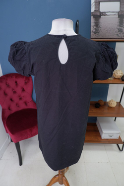 Платье Twism лаконичное 40 размер