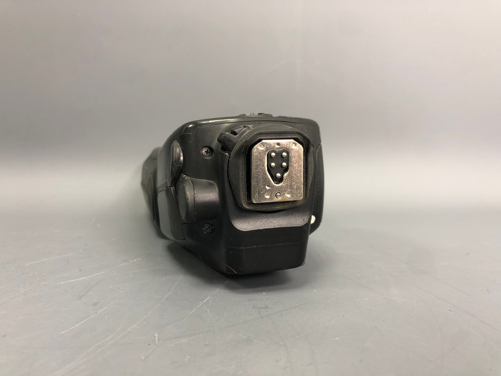 Canon Speedlite 600EX-RT