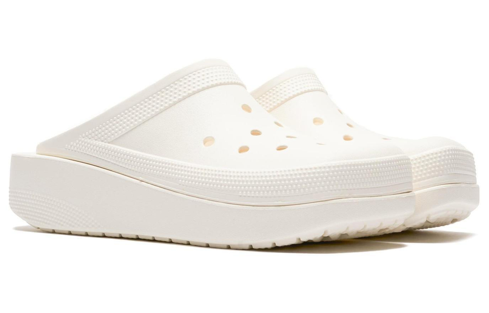 Crocs Blunt Toe