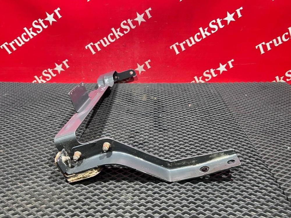 Кронштейн шумоизоляции