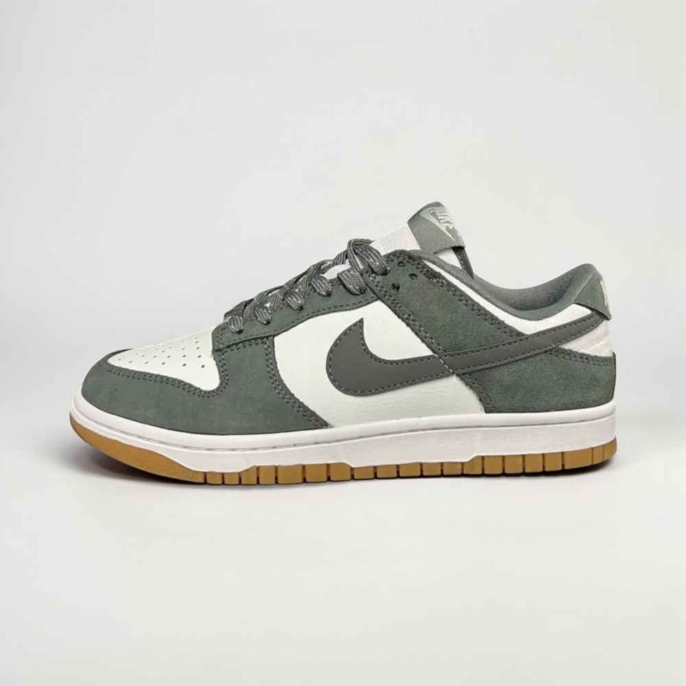 Nike SB Dunk Low • Navy Gray