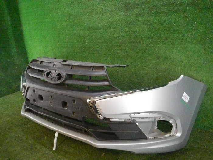 Бампер передний Lada Granta (2018-н.в.)