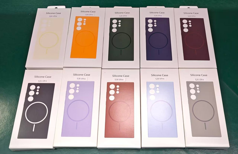 Накладка SILICONE CASE c MagSafe для Samsung S26