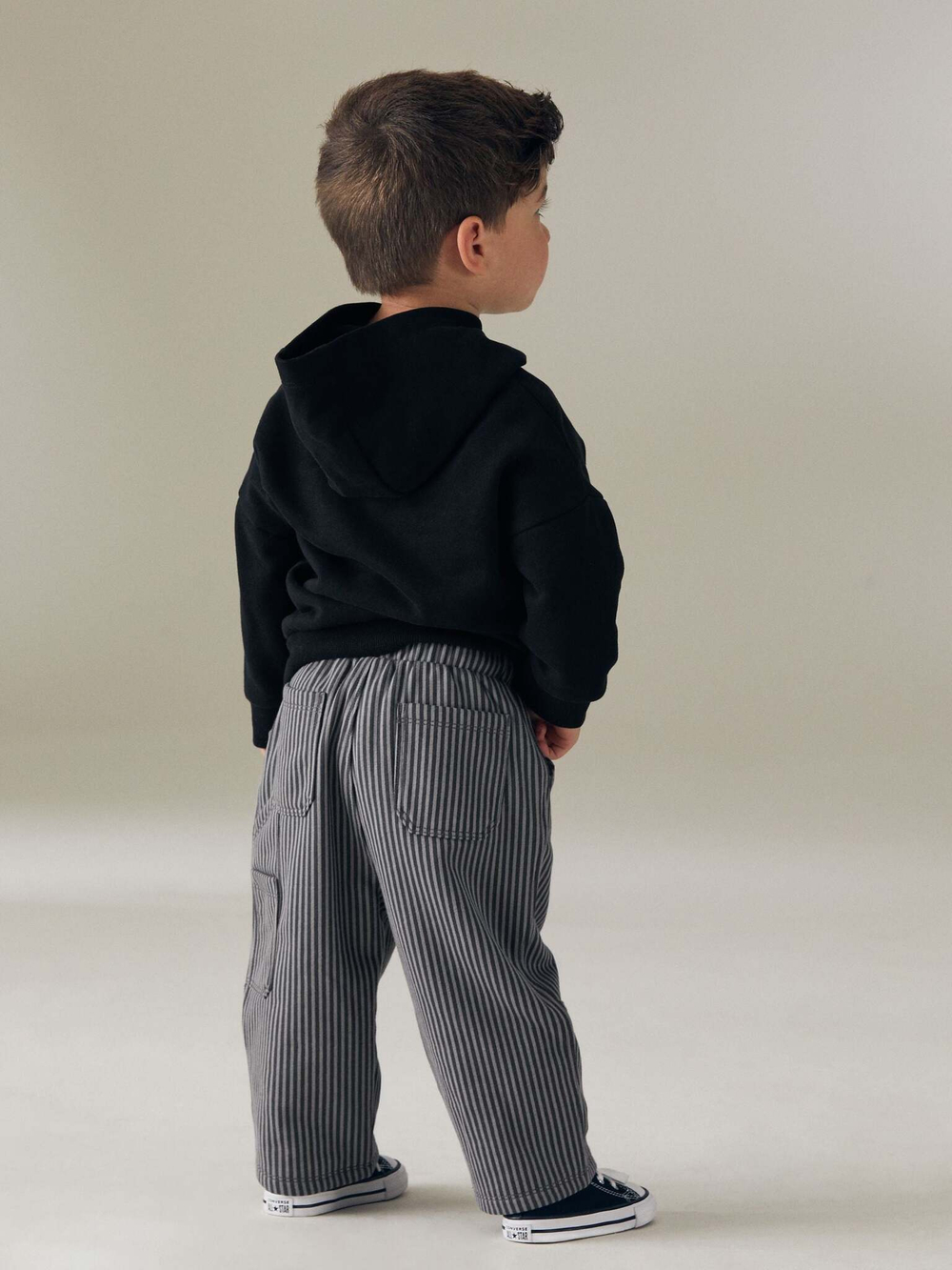 Толстовка с капюшоном и брюки в комплекте для мальчика Next B83-712, Черный, Серый