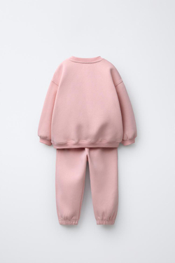 ZARA КОМПЛЕКТ ИЗ ТОЛСТОВКИ И ДЖОГГЕРОВ С ВЫШИВКОЙ, РОЗОВЫЙ