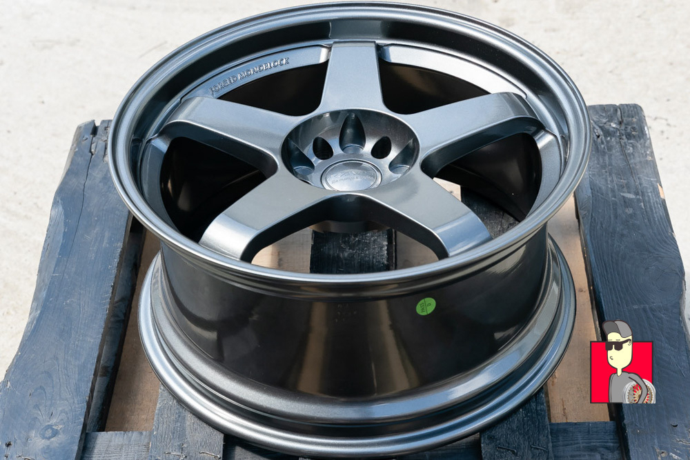 Комплект дисков Nismo LM GT4 18x8.5 et25 5x114.3