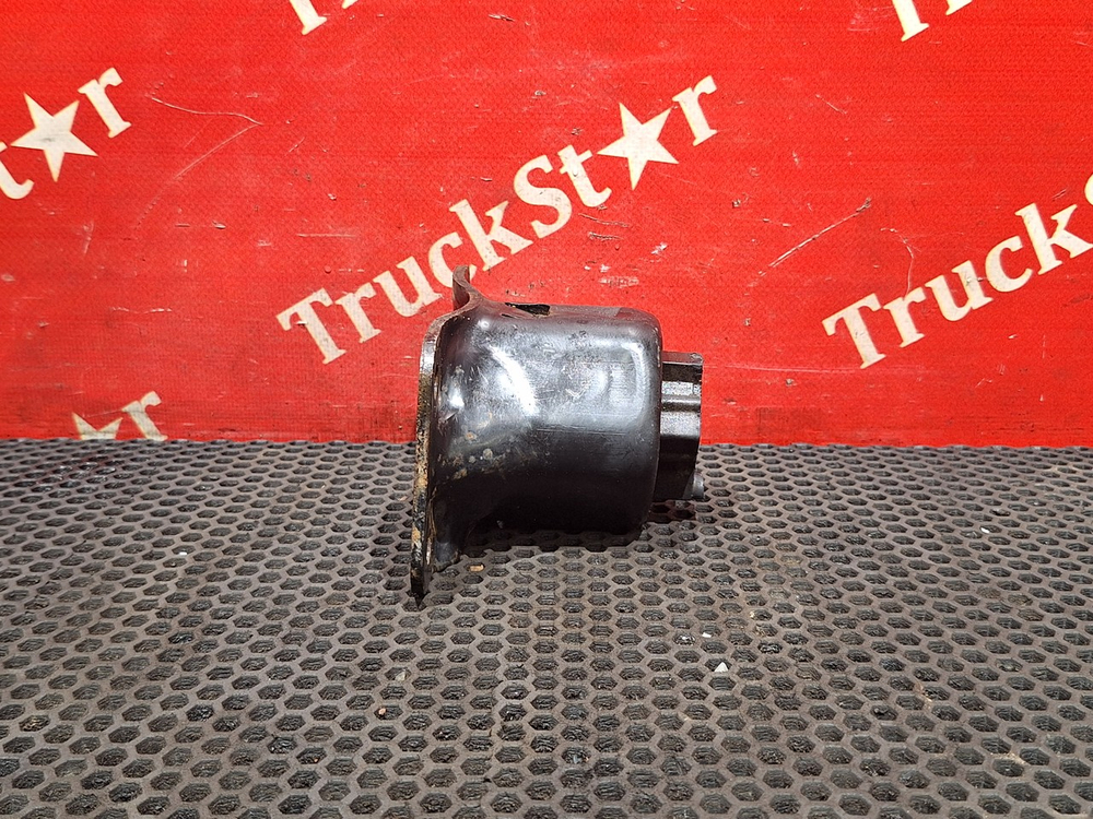 Кронштейн ящика акб 2018г.