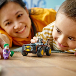LEGO DC Comics Super Heroes — Погоня на Бэтмобиле: Бэтмен против Джокера 76264 / артикул   76264  / GTIN 5702017419800