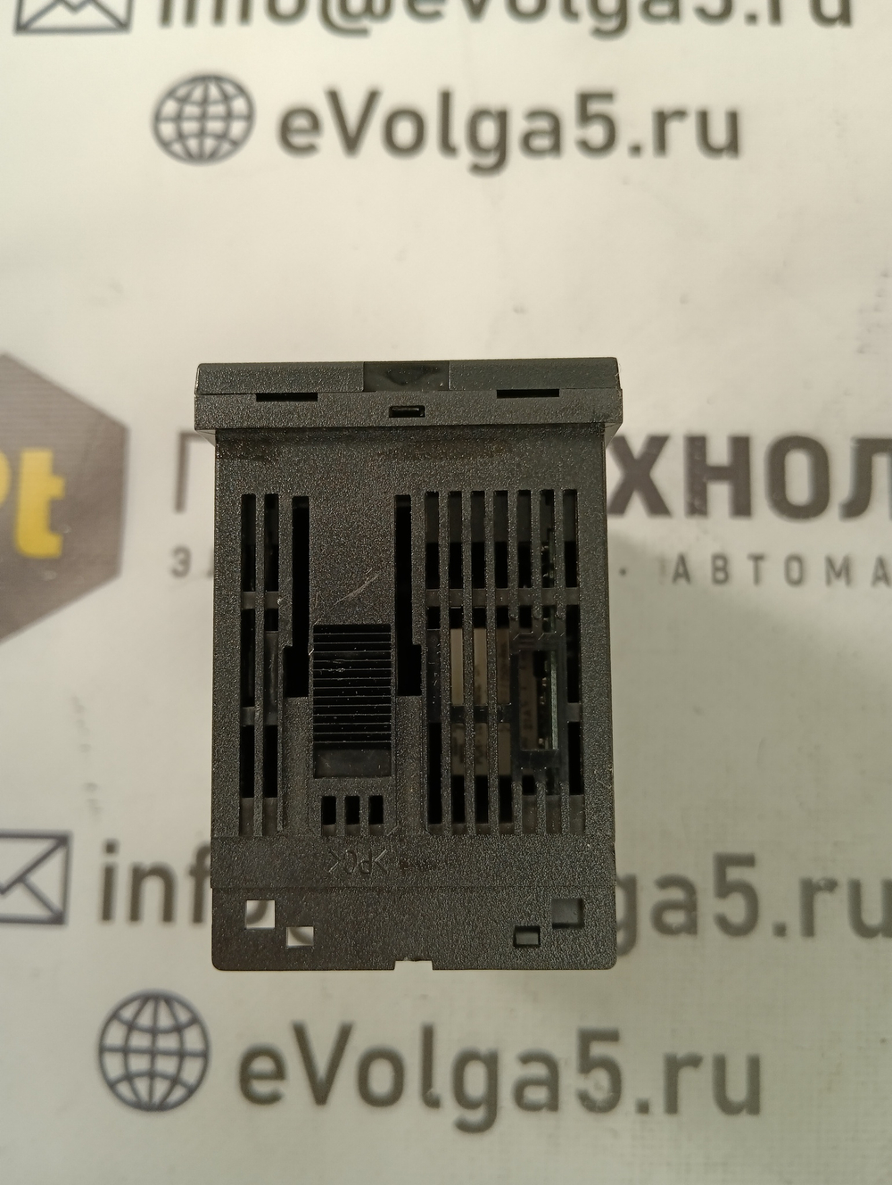 RKC INSTRUMENT INC. RH400FK02-M*GN/A новое