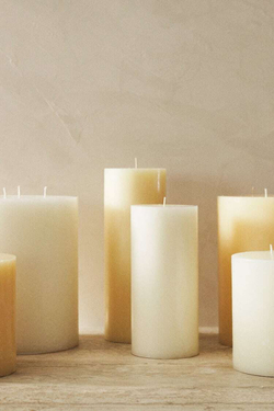ZARA HOME ДЛИННАЯ ЦИЛИНДРИЧЕСКАЯ СВЕЧА, СЛИВОЧНОЕ МАСЛО
