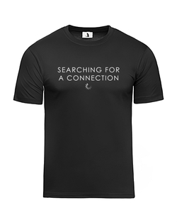 Футболка Searching for a connection классическая прямая черная с белым рисунком