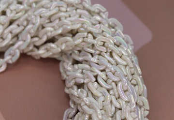 Цепь акриловая перл белый 5 мм
