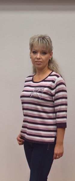 Стильный нарядный джемпер с люрекса, трехцветная полоска