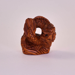 Нэцкэ Дракон