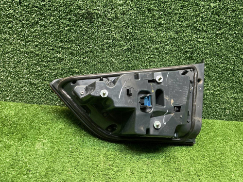 Фонарь левый внутренний BMW X6 F16 X6M F86 (14-20)