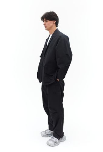 Черный мужской костюм AUDAU