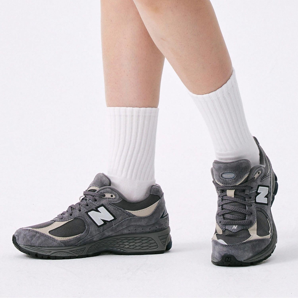 Кроссовки New Balance Nb 2002R