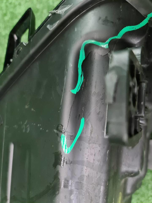 Битая Фара правая Geely Coolray (2019-2023) LED