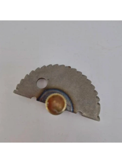 - Зубчатый сектор кикстартера для скутеров 10" 139QMB