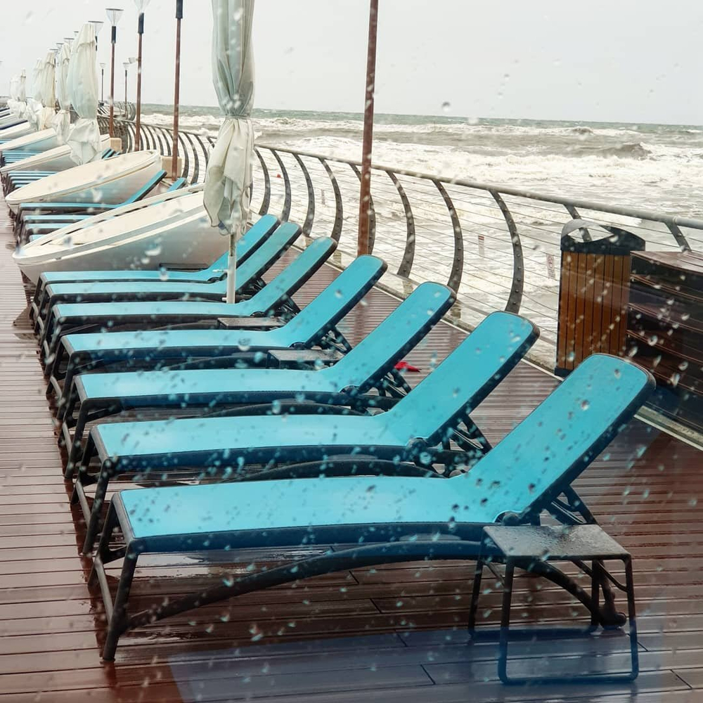 Шезлонг-лежак пластиковый Nardi Atlantico, антрацит, голубой