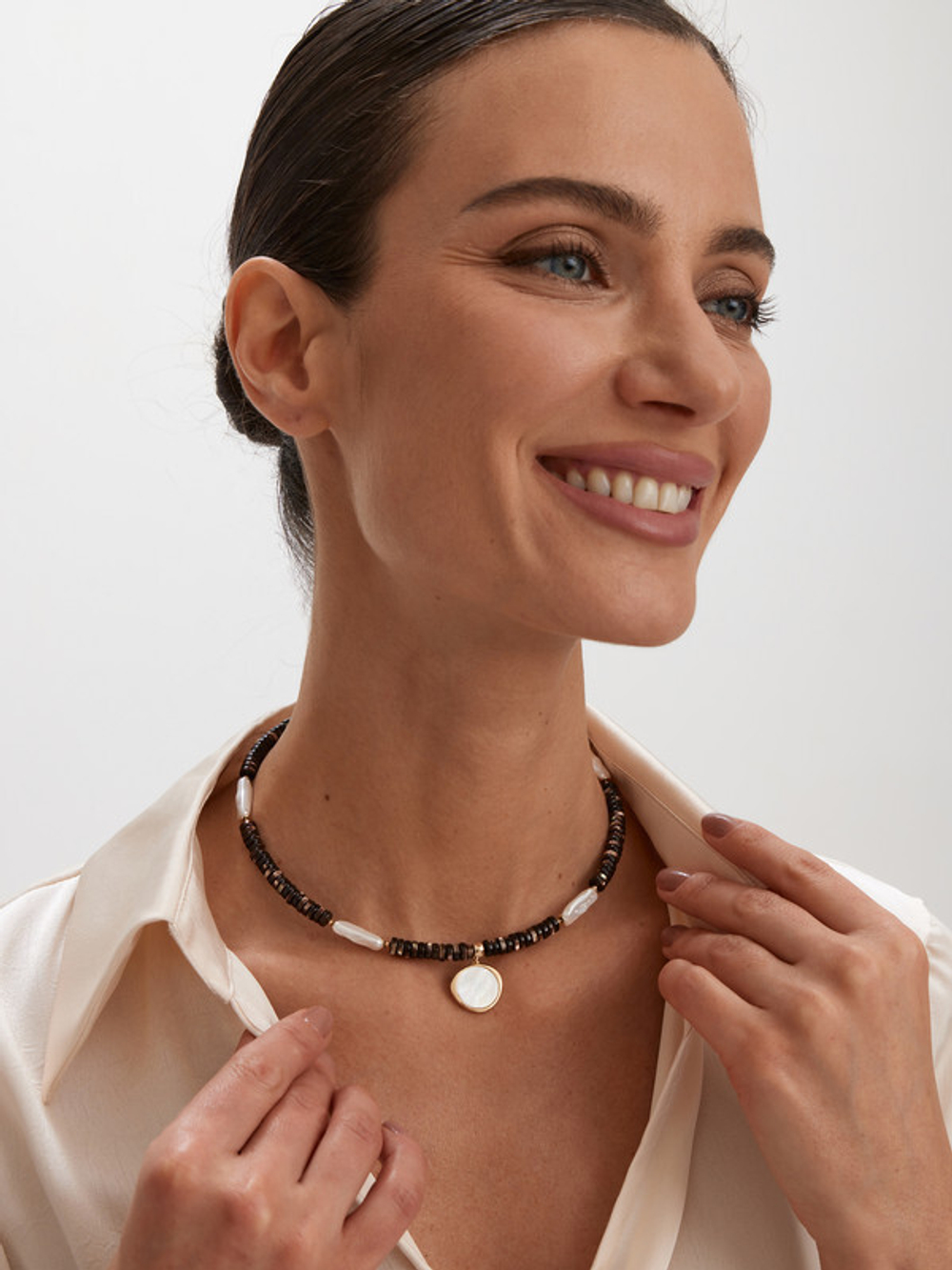91003281 Колье Selena Pearls