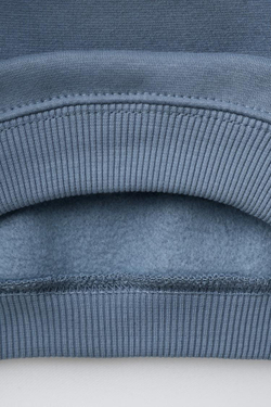 ZARA КОМПЛЕКТ ИЗ ТОЛСТОВКИ И ДЖОГГЕРОВ С ВЫШИВКОЙ, ВЫЦВЕТШИЙ СИНИЙ