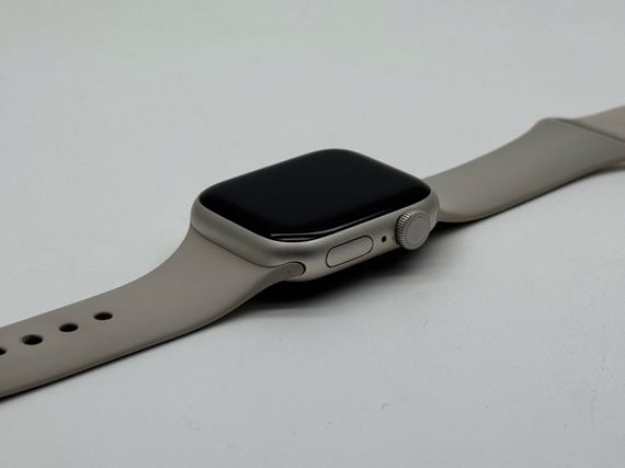 Apple Watch 8 41mm Starlight