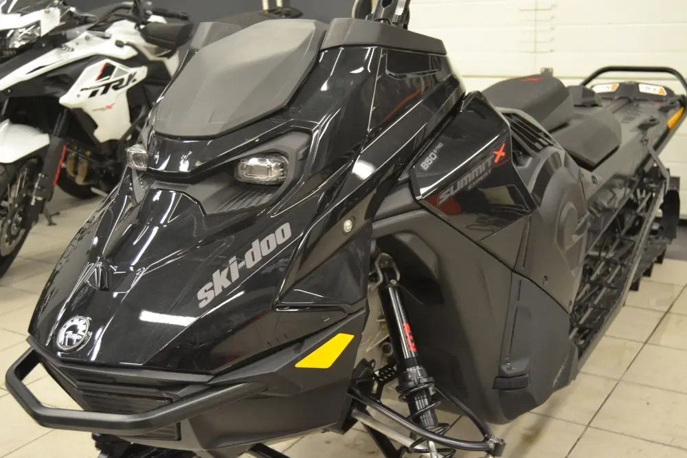 Снегоход BRP SKI-DOO SUMMIT X EXPERT 154 850 E-TEC 2023