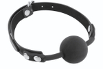 Черный силиконовый кляп-шарик на ремешках (Цвет: черный)