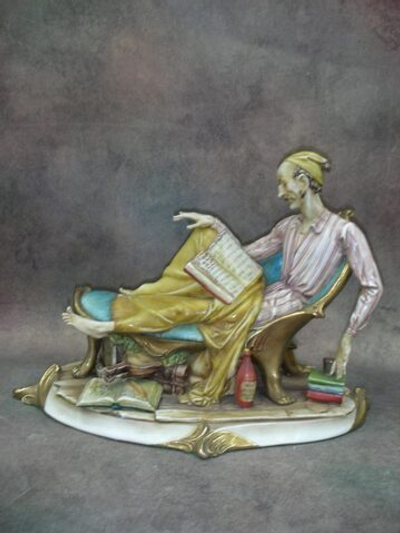 Статуэтка. Фарфор. Писатель. Capodimonte. Италия