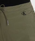 Брюки CALVIN KLEIN JEANS - зеленый(J20J222609)