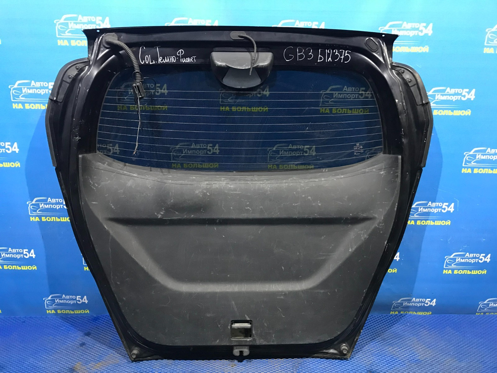 Дверь пятая Honda FREED 2011-2016