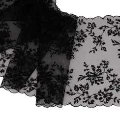 Вышивка на сетке черная 20 см