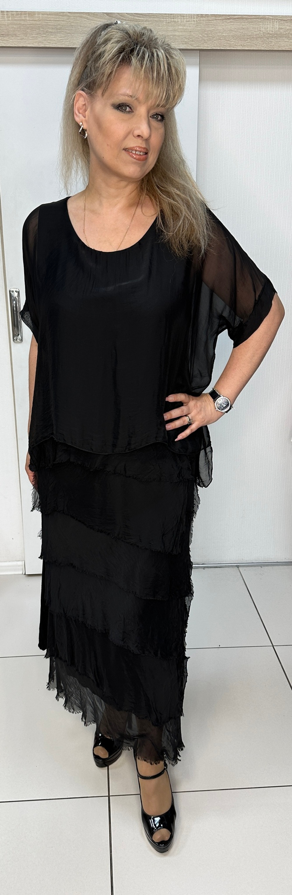 Черное итальянское шелковое платье с шифоновой "рванкой"