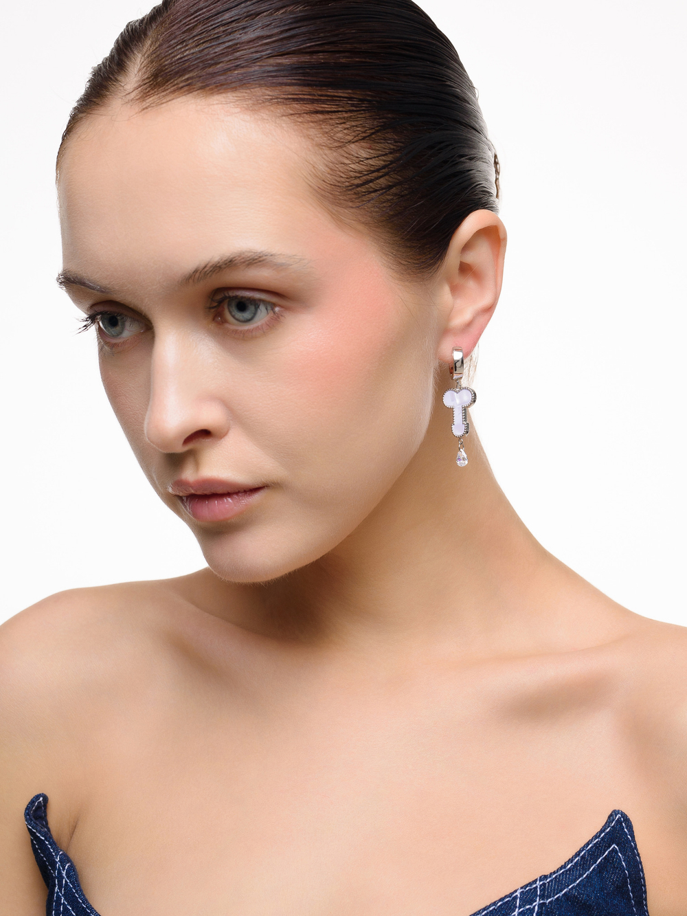 Серьги "Love Or Sex" White