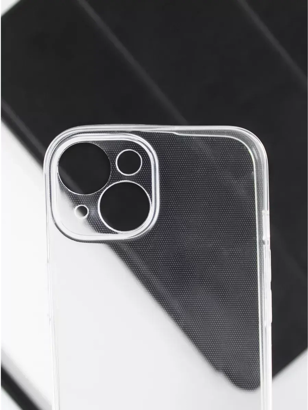 Чехол на iPhone 14 с принтом