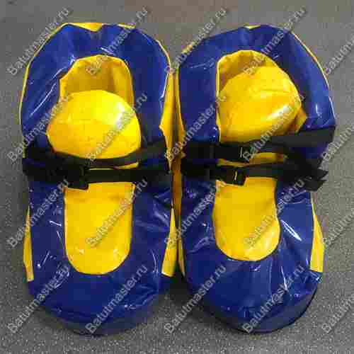 Реквизит для тимбилдинга "Гигантские ботинки"