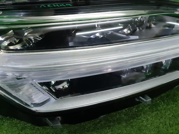Фара правая Volvo XC90 2 (2014-2019) Full LED (В пленке)