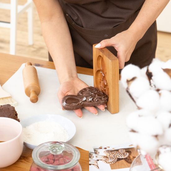 Пряничная форма с тюльпанами