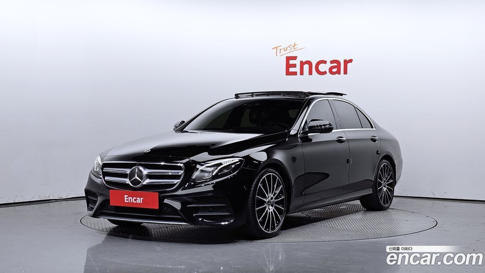 Mercedes-Benz E-Class W213 E350 4MATIC AMG Line (10.2019)