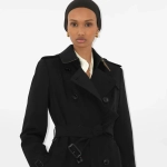 Тренч Chelsea Heritage средней длины от Burberry