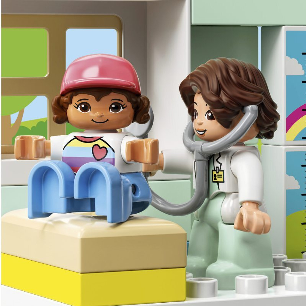 Конструктор LEGO DUPLO Town 10968 Поход к врачу