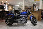 Softail Breakout 114 (FXBRS) Harley-Davidson BLUE MAX